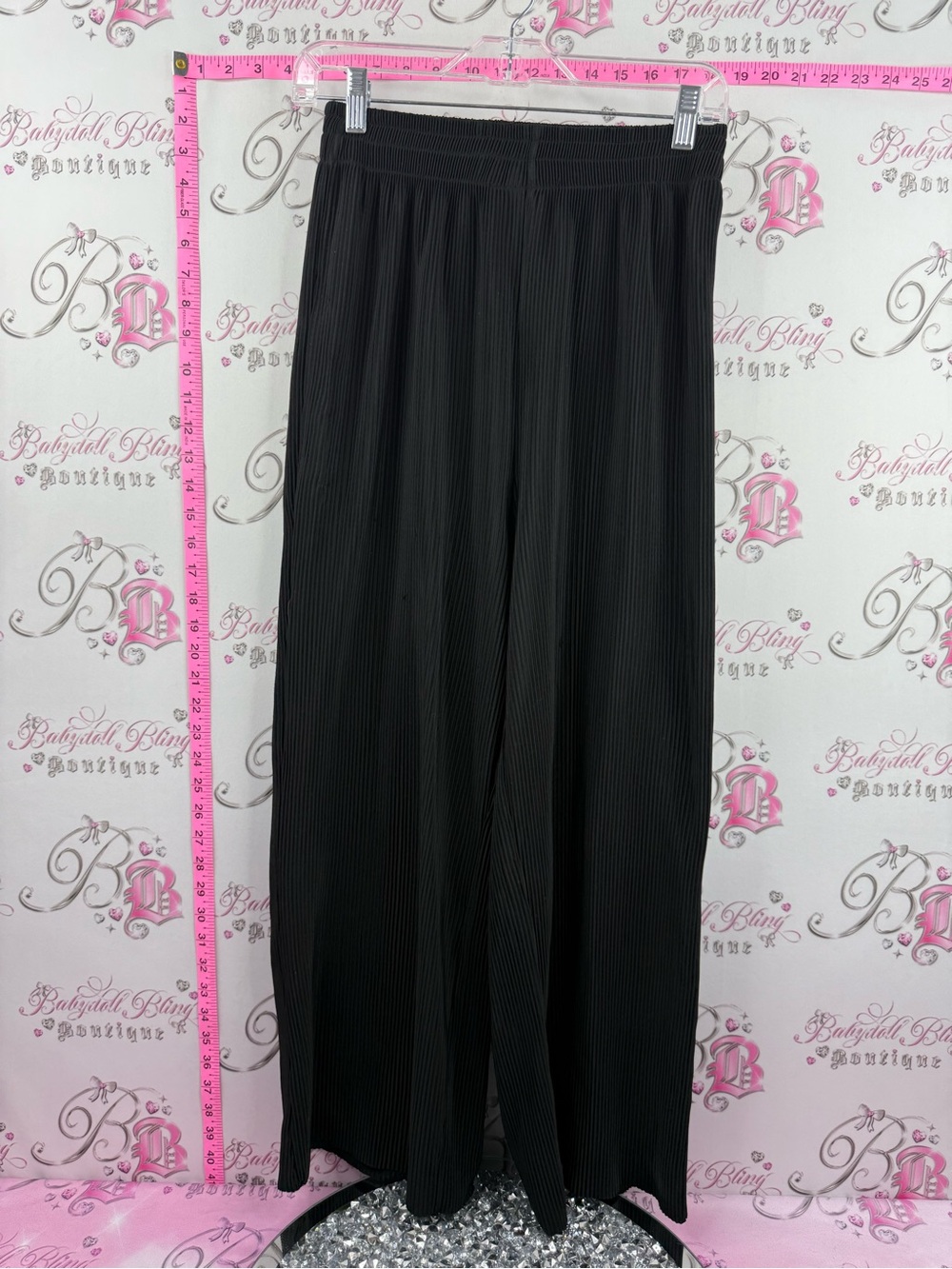 URB WOMAN wide leg pants Black Wide-Leg Pleated Pants with Elastic Waistband